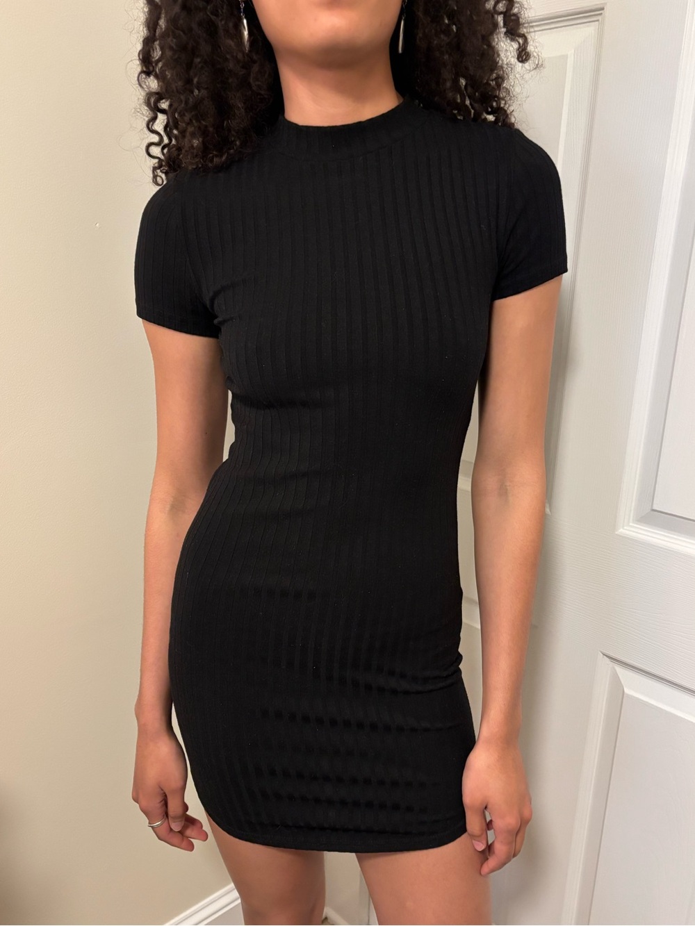 Forever 21 Black Ribbed Short Sleeve Bodycon Mini Dress